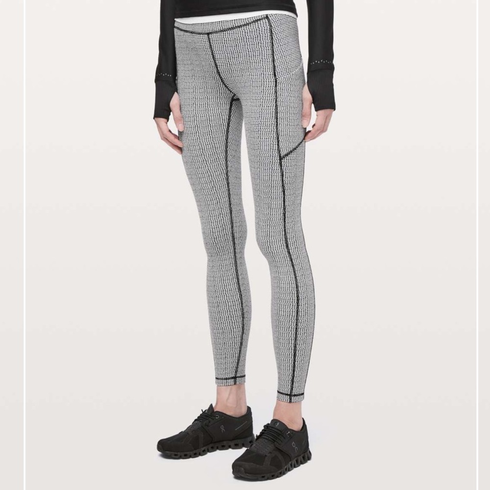 Lululemon Speed Up Tight *Full-On Luxtreme 28"